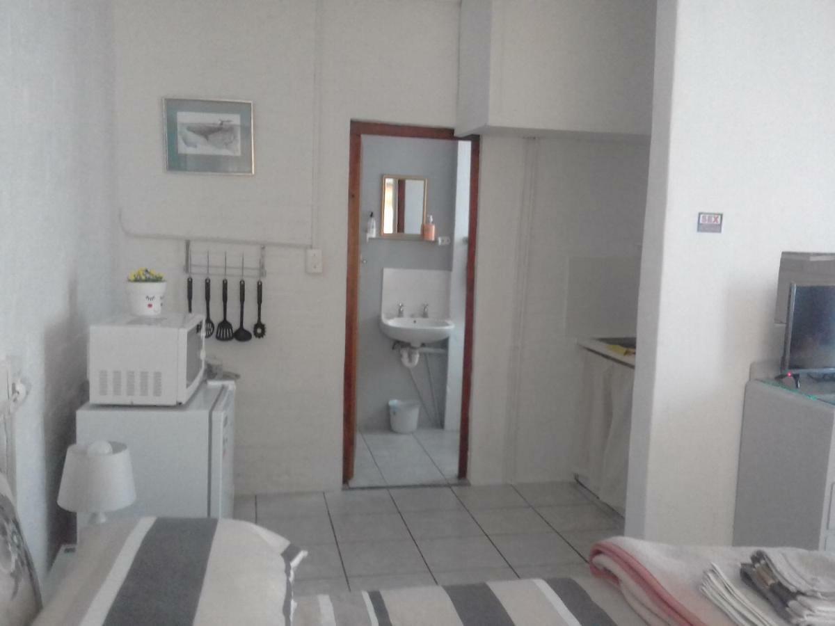 Albatross Apartment Hermanus Luaran gambar